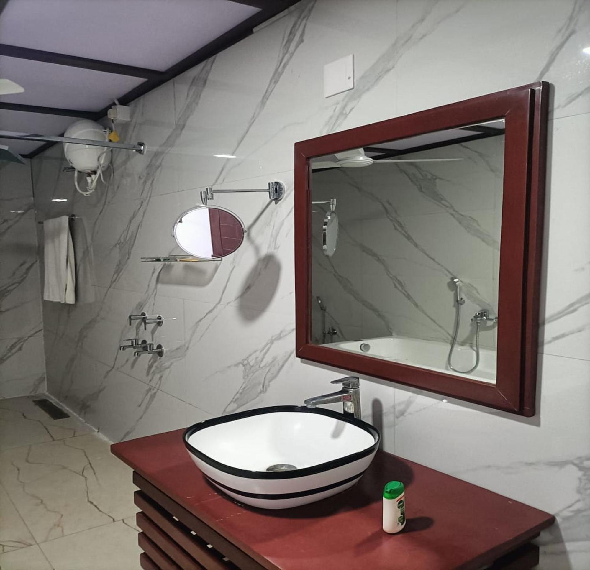 Green Point - Hotels And Resorts In Angul מראה חיצוני תמונה